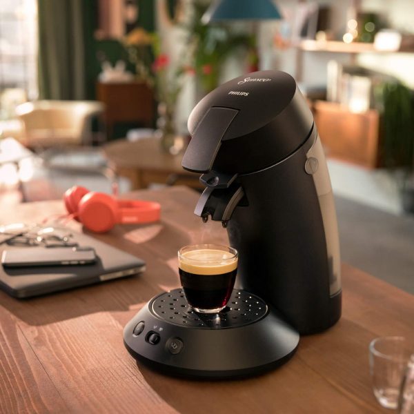 Machine à café à dosettes Philips SENSEO Original Plus, Crema Plus, Sélecteur d'intensité, Technologie Booster d'arômes, Produit vert, Noir intense (CSA210/61)